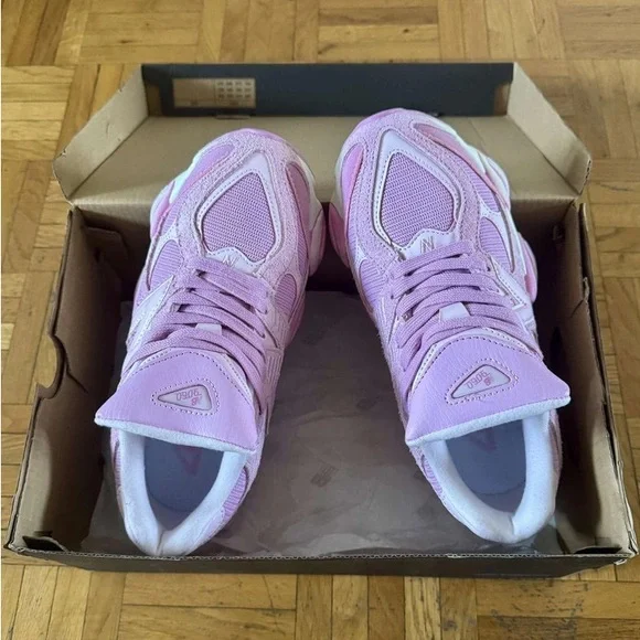New Balance Pink and White Sneakers with Modern Silhouette